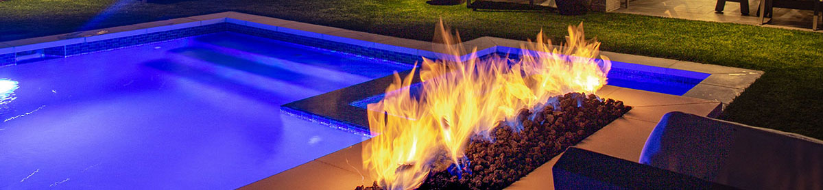 iAqualink - Pool and fireplace at night